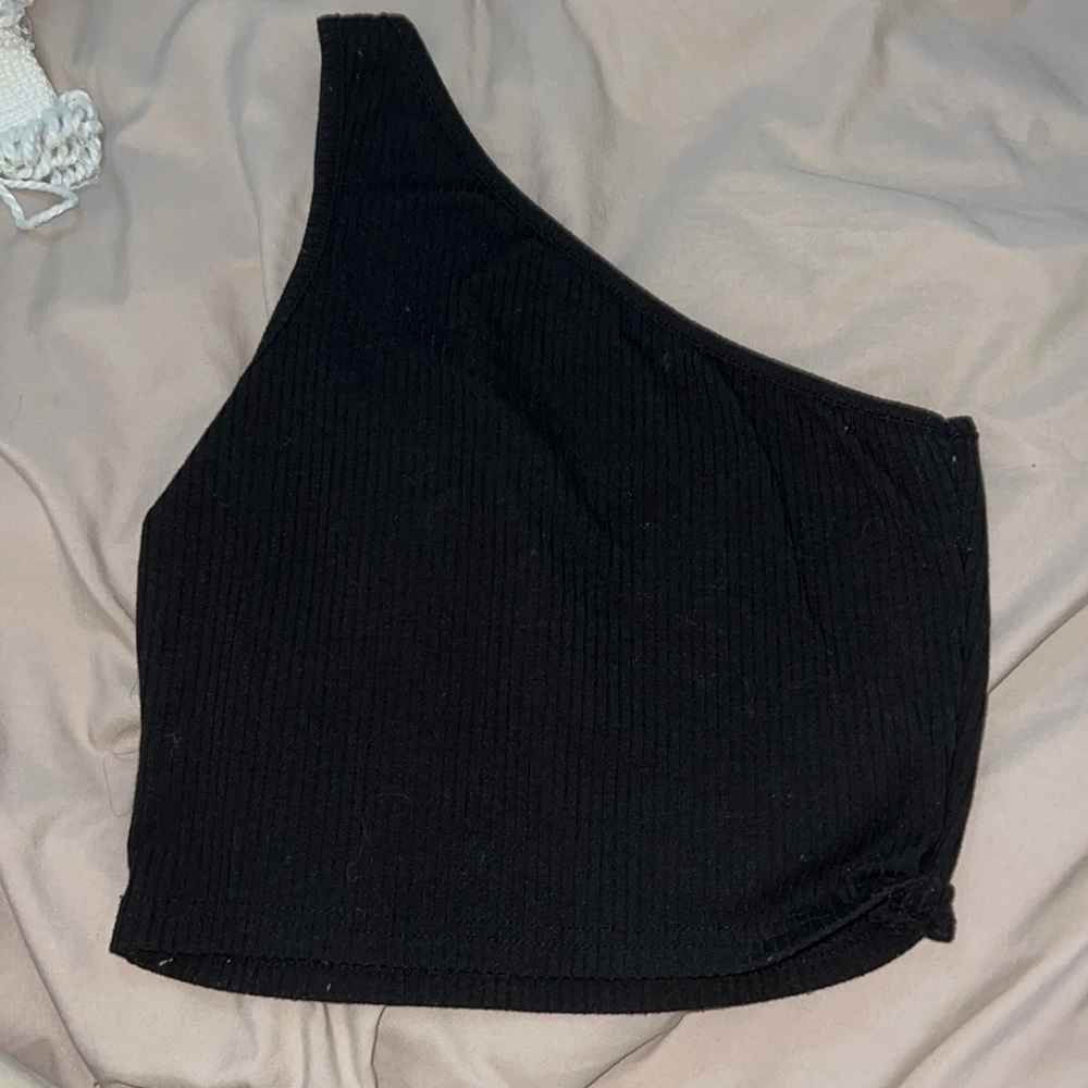 one shoulder top